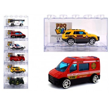 AUTO 1:55 W KLOCKU