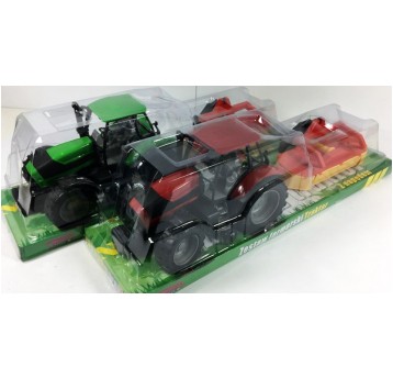 TRAKTOR Z MASZYNĄ
