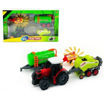 TRAKTOR Z MASZYNAMI